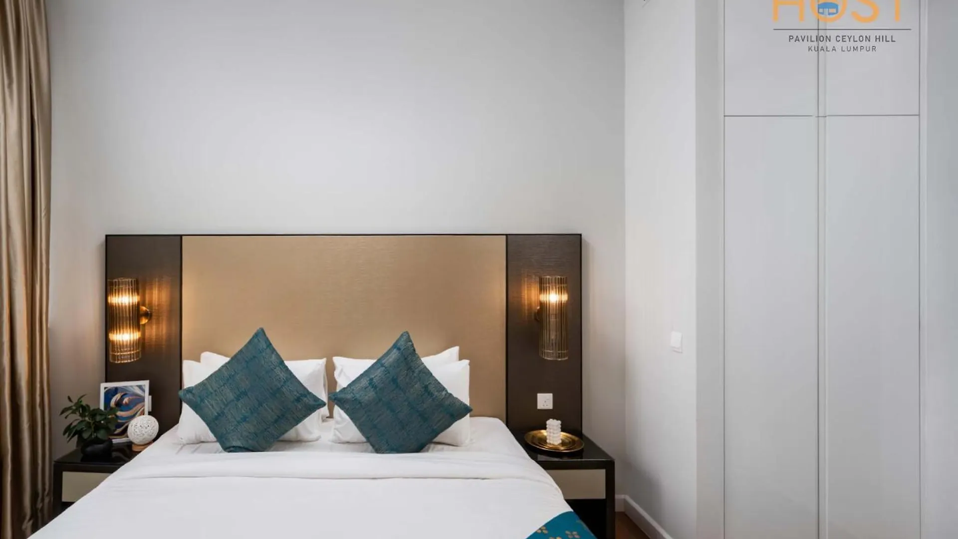 Pavilion Ceylon Hill Suites, Bukit Bintang By Perfect Host Куала-Лумпур 5*,  Малайзия